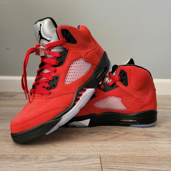 Jordan Other - Jordan 5 Retro (Raging Bull)